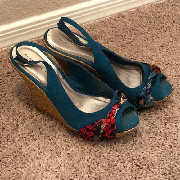 Adorable teal with colorful satin twist wedges - Picture 3 of 4